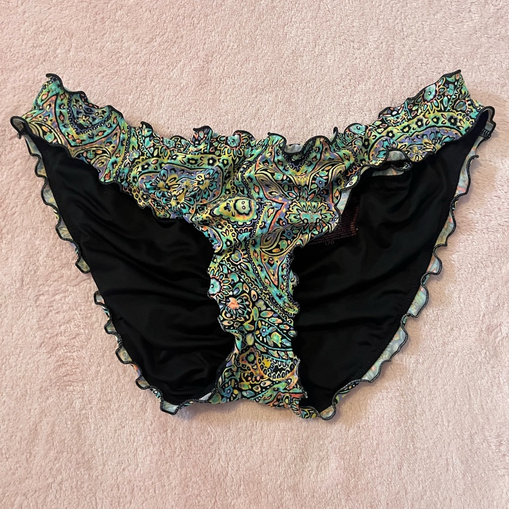 VS Scrunched Bikini Bottoms